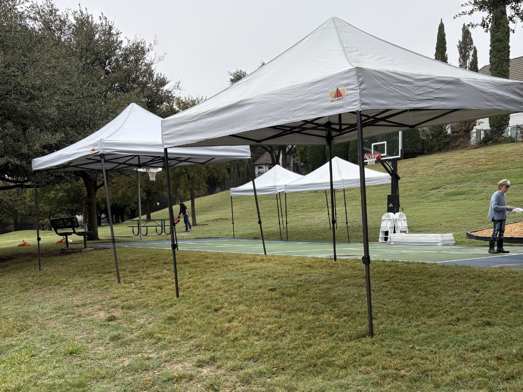 Tent 10' X 10'